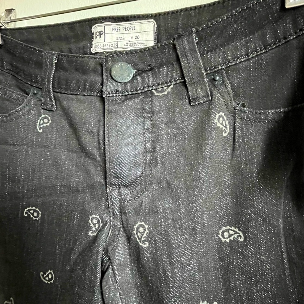 FREE PEOPLE Black Bandana Super Flare Jeans - Picture 10 of 14